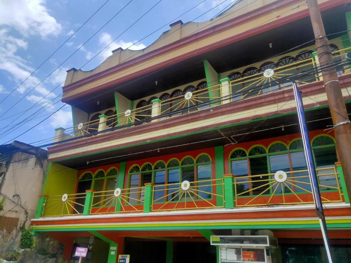 Oyo 90041 Hotel Sinar Lumayan Syariah Balikpapan  Esterno foto