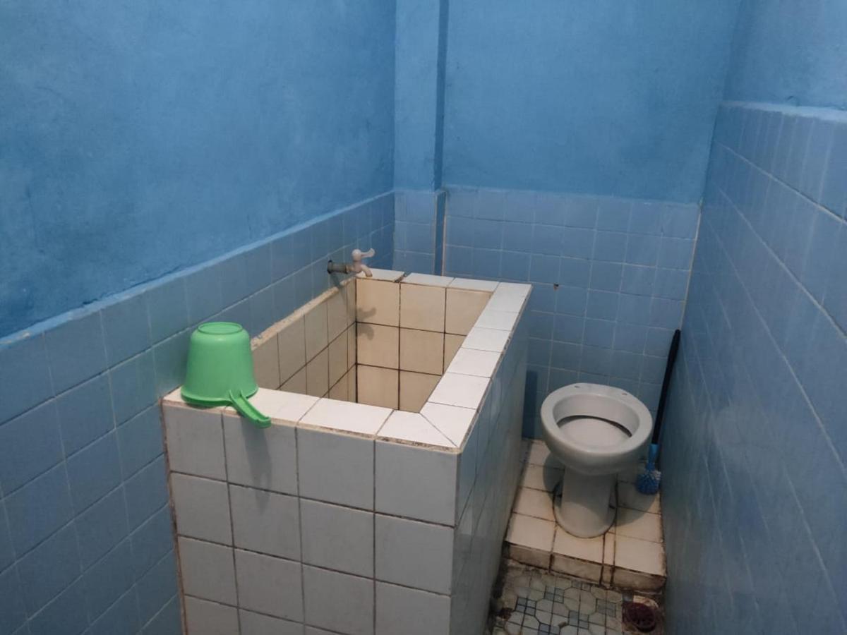 Oyo 90041 Hotel Sinar Lumayan Syariah Balikpapan  Esterno foto