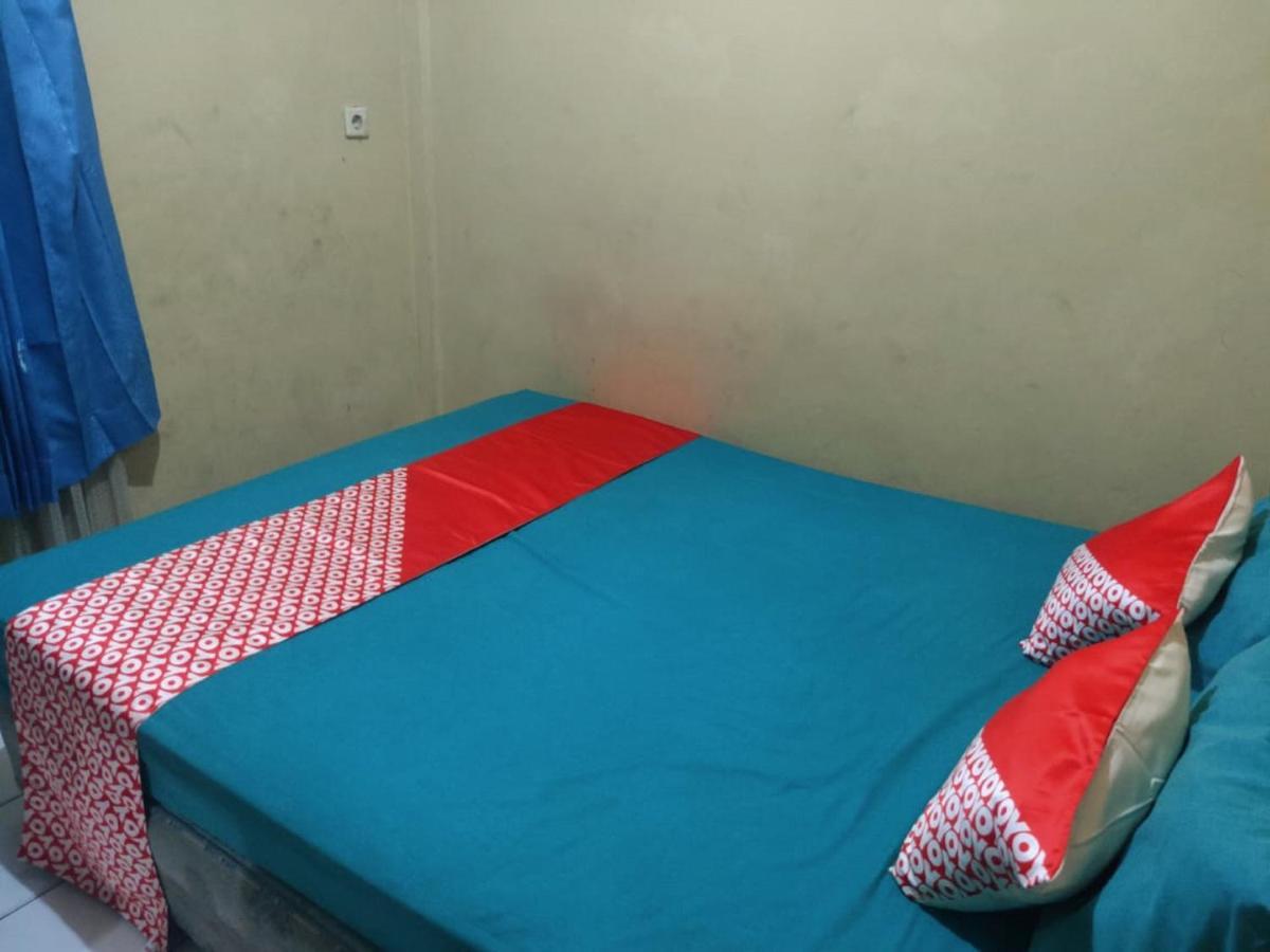 Oyo 90041 Hotel Sinar Lumayan Syariah Balikpapan  Esterno foto