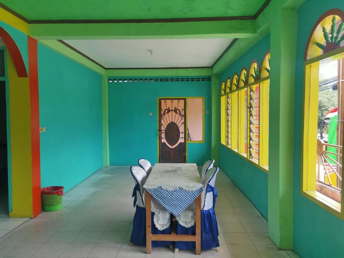 Oyo 90041 Hotel Sinar Lumayan Syariah Balikpapan  Esterno foto
