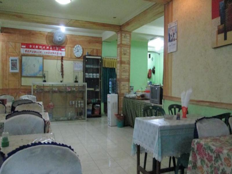 Oyo 90041 Hotel Sinar Lumayan Syariah Balikpapan  Esterno foto